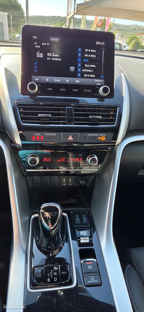 Mitsubishi Eclipse Cross - 11