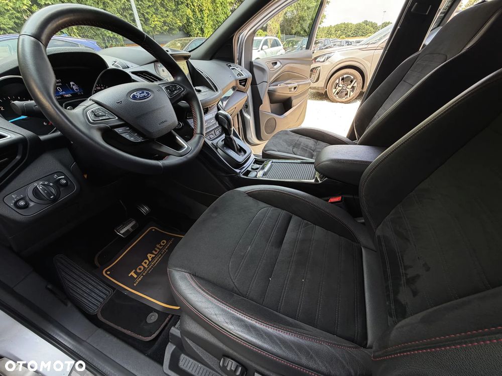 Ford Kuga 1.5 TDCi 2x4 Titanium - 17