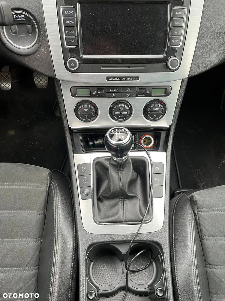 Volkswagen Passat 1.8 TSI Highline - 7