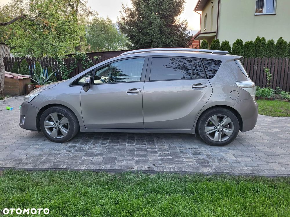 Toyota Verso 1.8 Prestige EU6 - 4