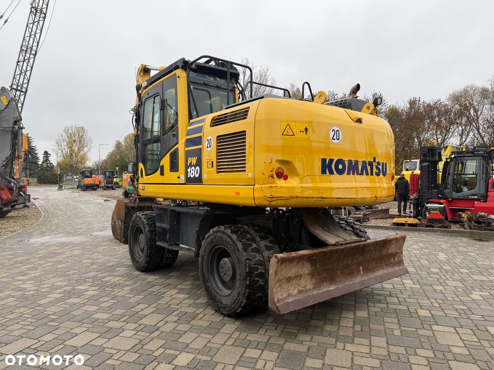Komatsu PW180-10 - 3