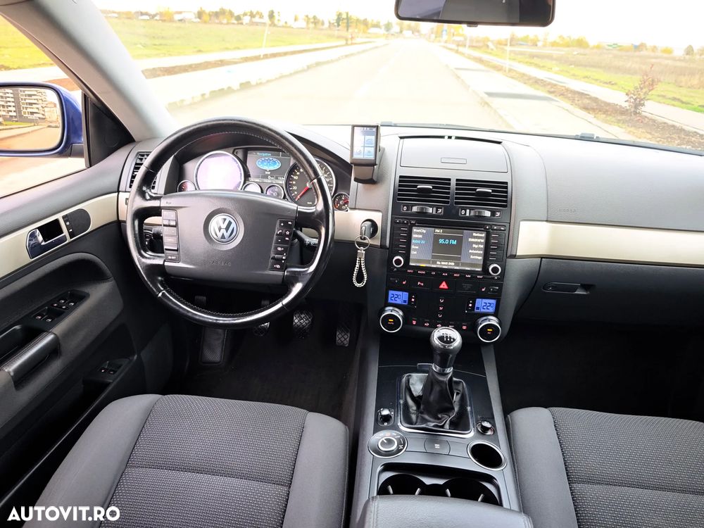 Volkswagen Touareg 2.5 R5 TDI - 8