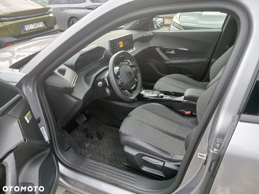 Peugeot 2008 1.2 PureTech Allure Pack S&S EAT8 - 10