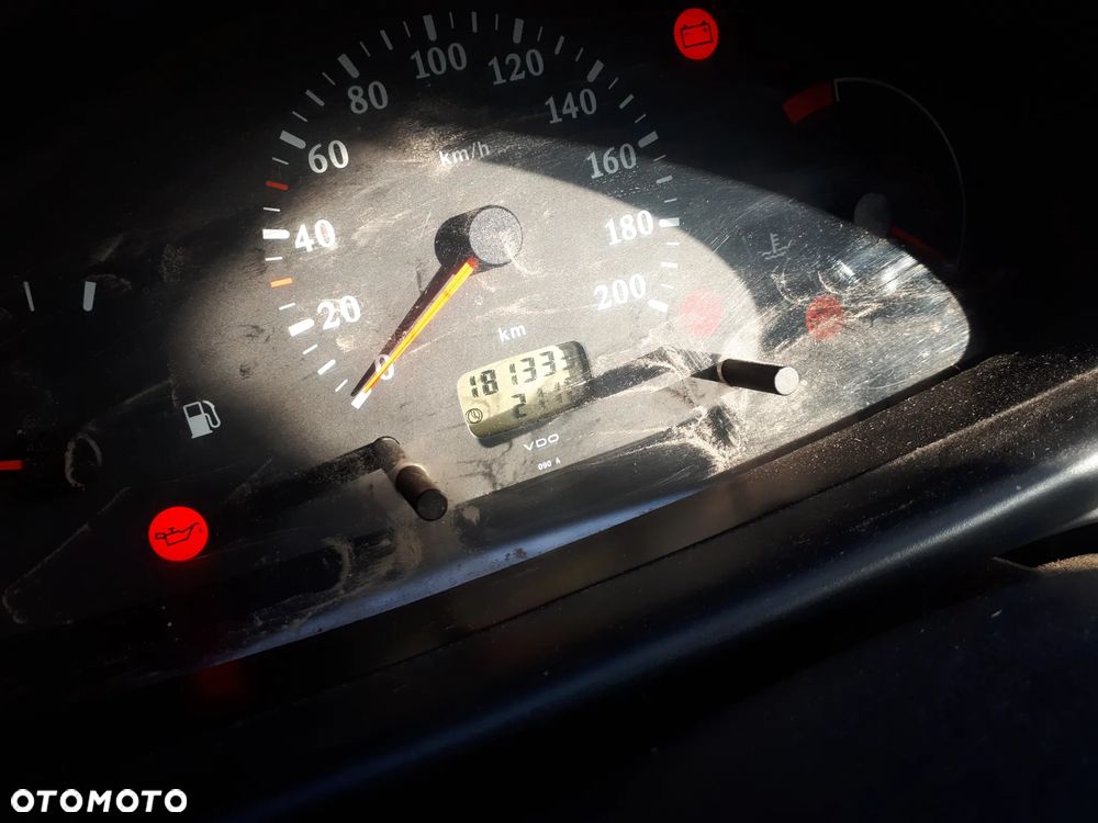 Nissan Micra - 7