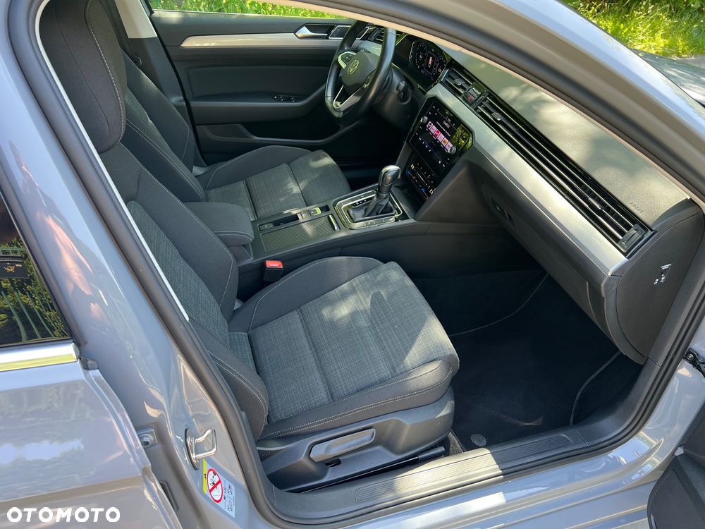 Volkswagen Passat Variant 1.5 TSI EVO Business DSG - 23