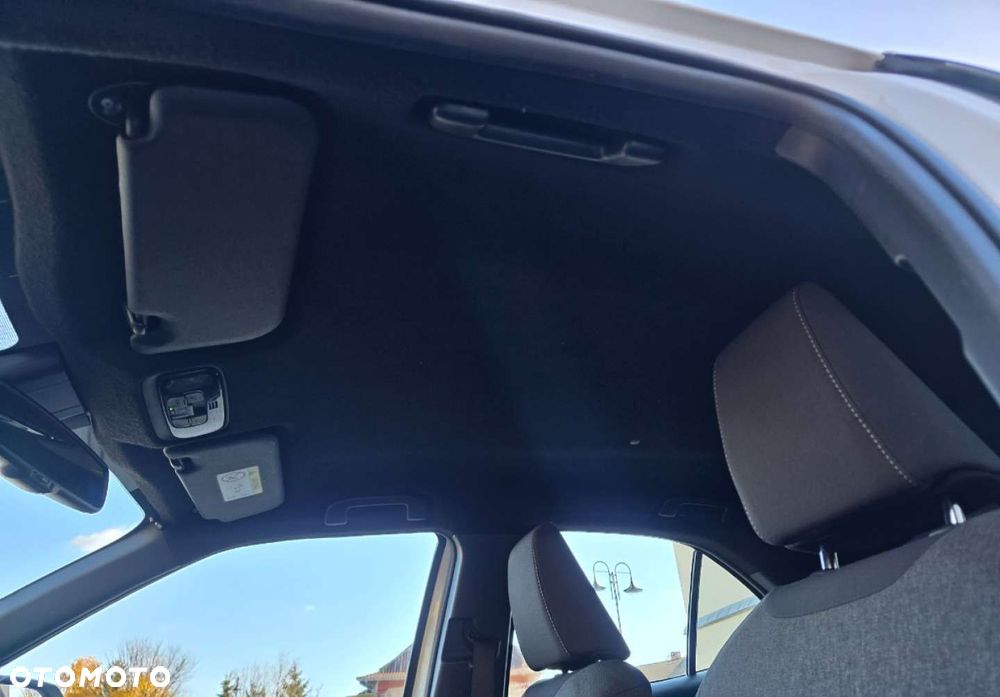 Toyota Yaris Cross - 25