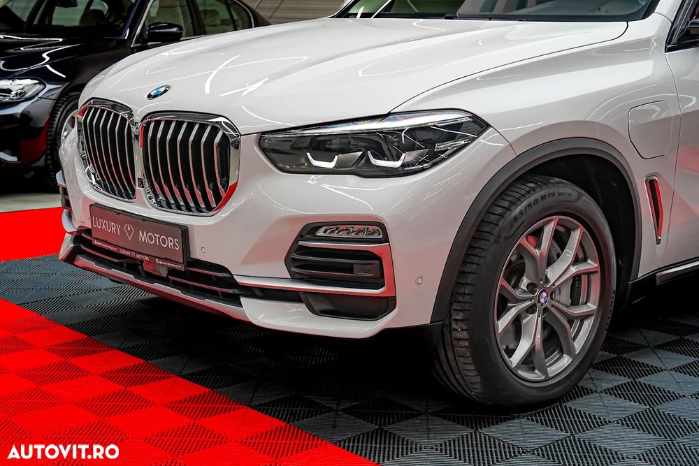 BMW X5 xDrive45e xLine - 17