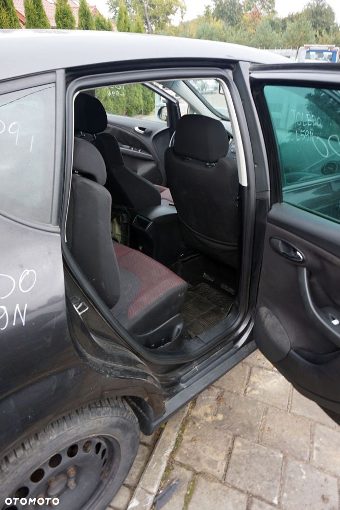 SEAT TOLEDO III 5P 2004 LS9N 2.0 TDI BKD 140KM GNE CZARNY na części - 15