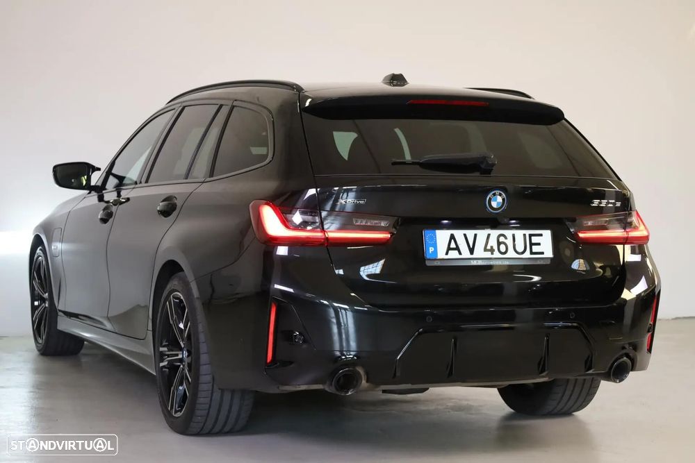 BMW 330 e Pack Desportivo M Auto - 19
