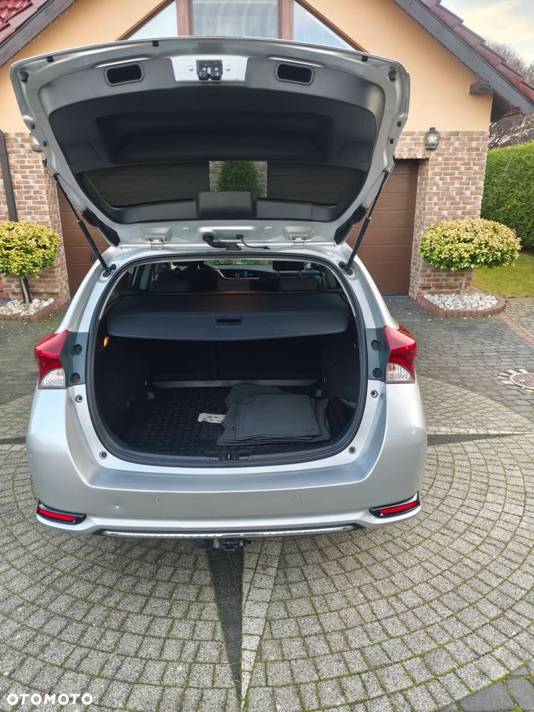 Toyota Auris 1.6 Dynamic - 11