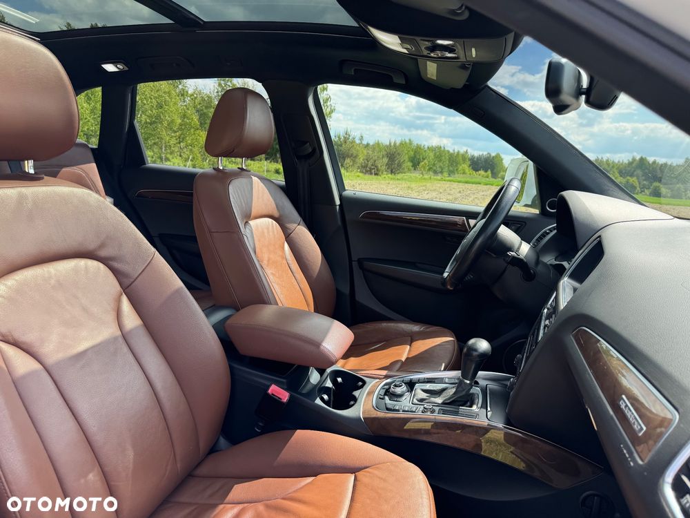 Audi Q5 3.2 FSI Quattro S tronic - 16