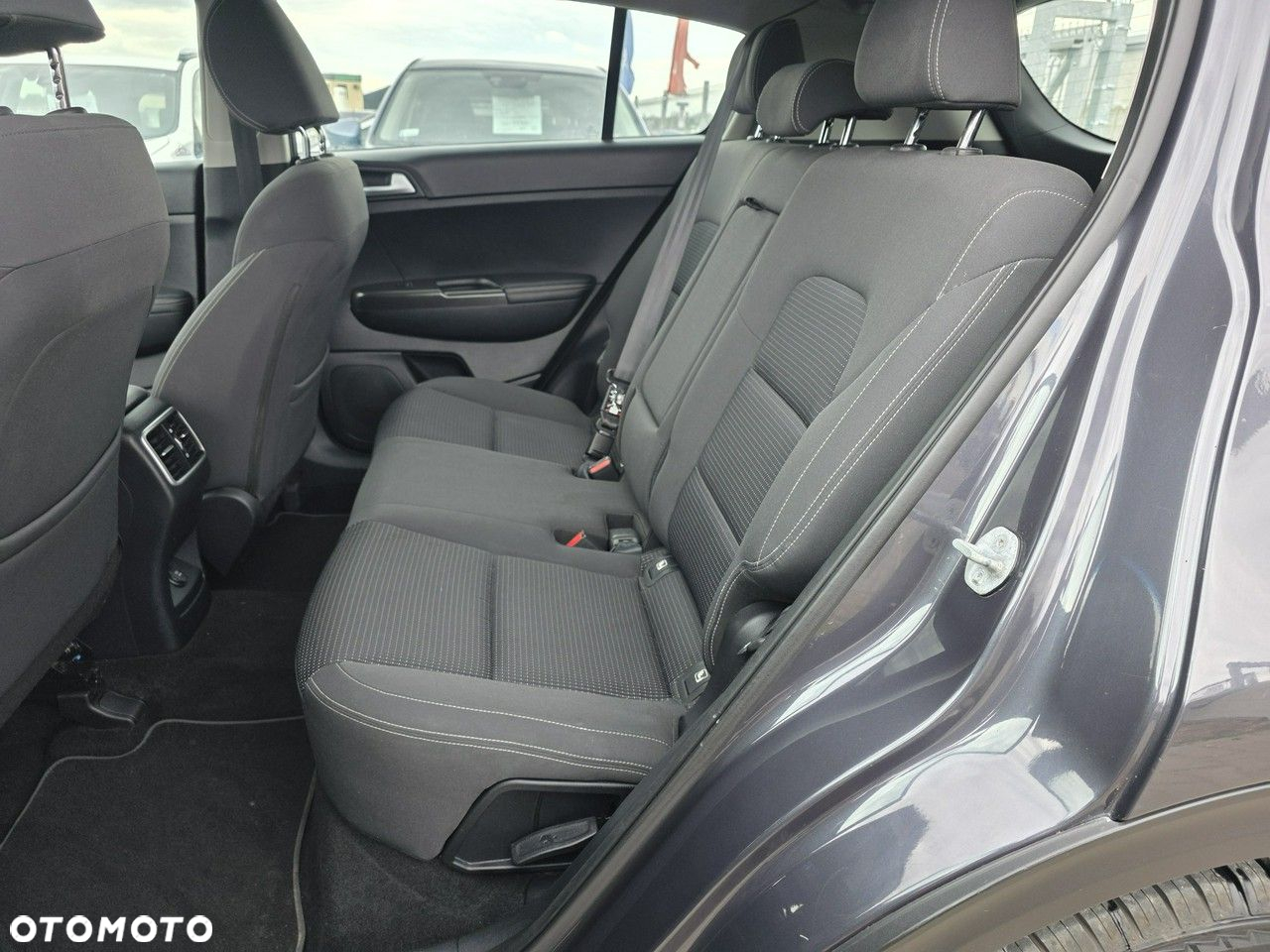Kia Sportage 1.6 GDI Business Line M 2WD - 27