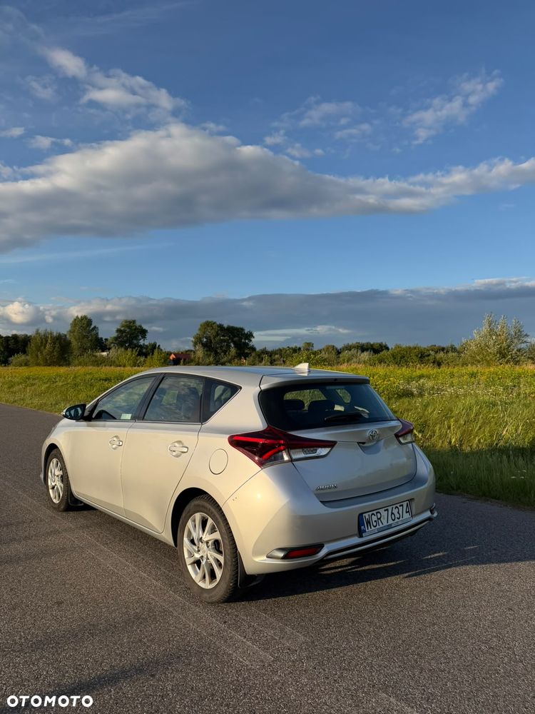 Toyota Auris 1.6 Classic Plus - 15