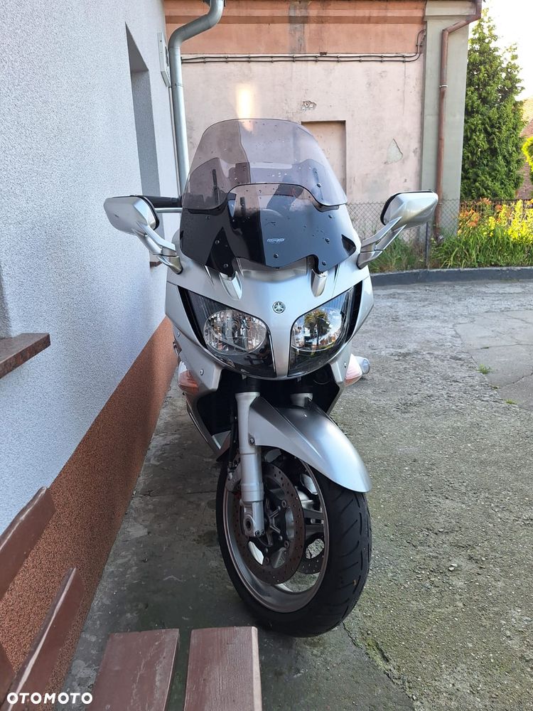 Yamaha FJR - 2