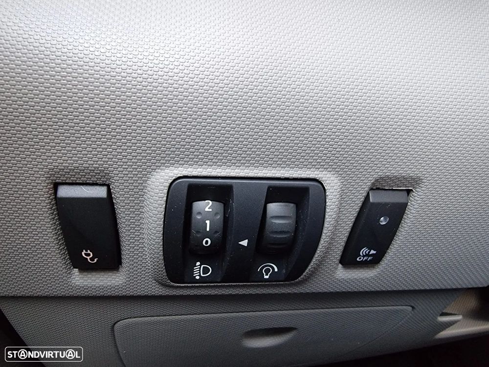 Renault Zoe (c/ Bateria) Bose 40 - 20