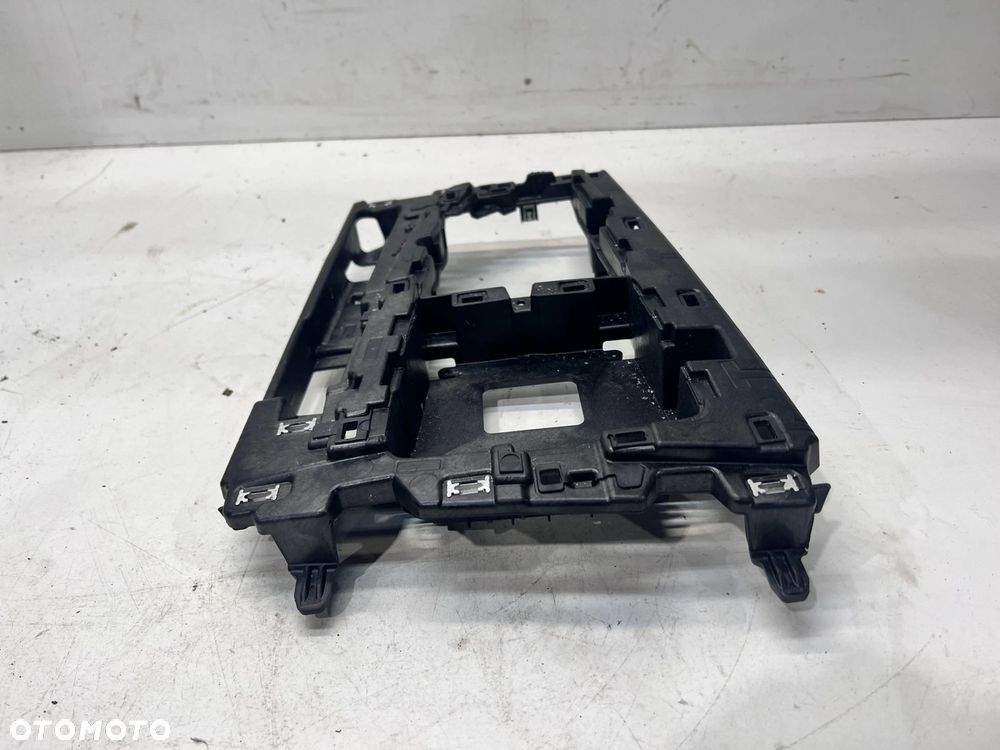 RAMKA KONSOLI TUNELU ŚRODKOWEGO AUDI Q5 FY 80A 80B864261A - 3