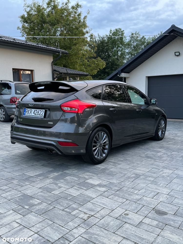 Ford Focus 1.5 EcoBoost ST-Line ASS - 6