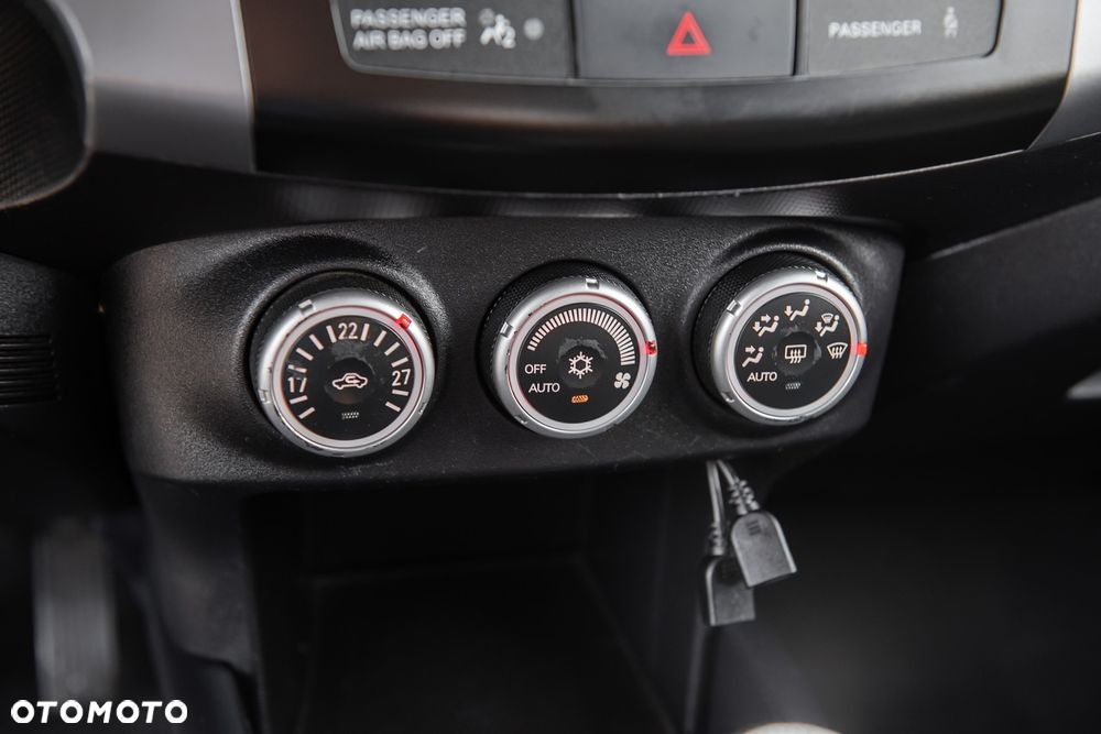 Citroën C-Crosser 2.2 HDi Exclusive - 7