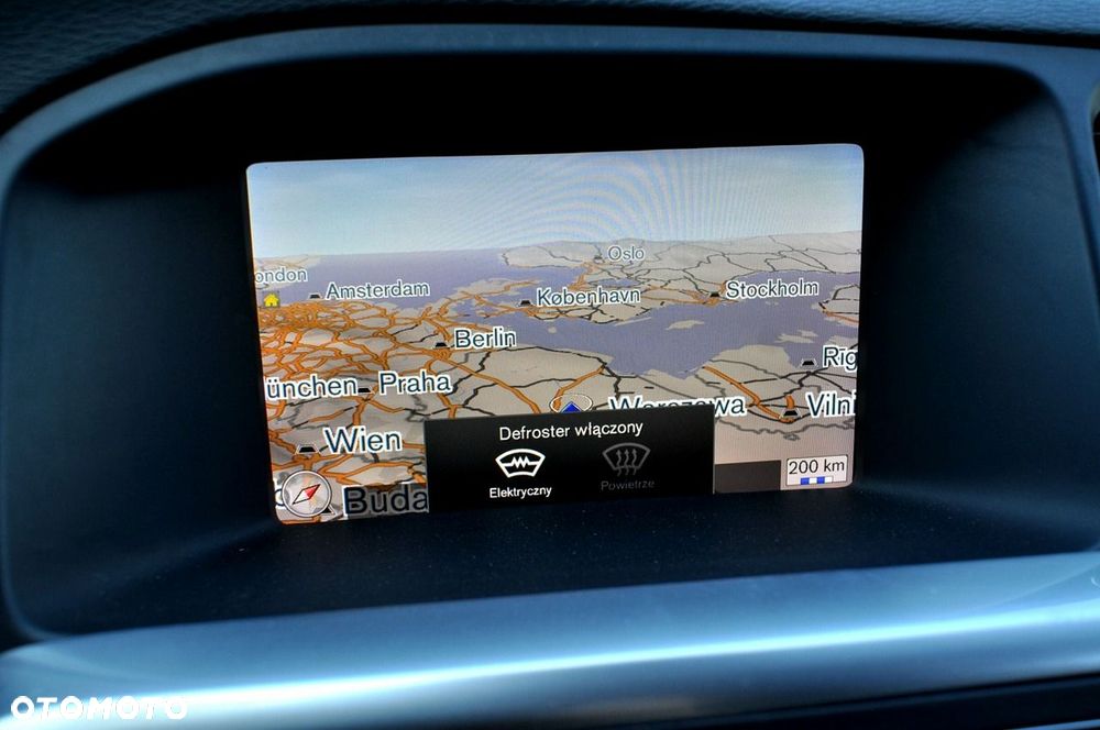 Volvo V60 D2 Drive-E Momentum - 36
