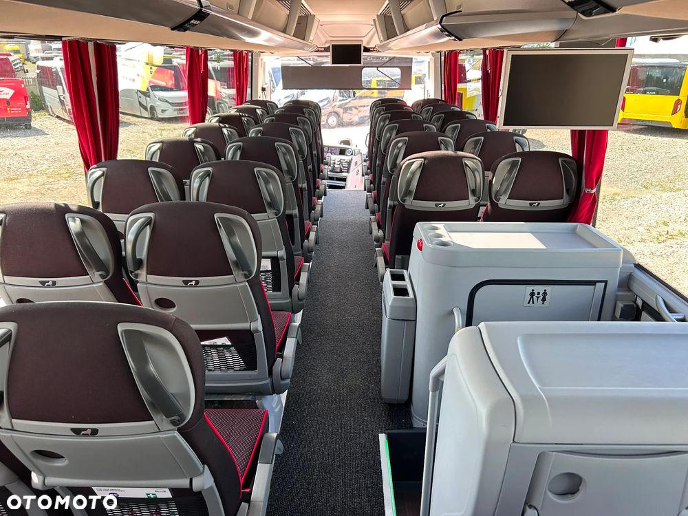 MAN Lions Coach - 20