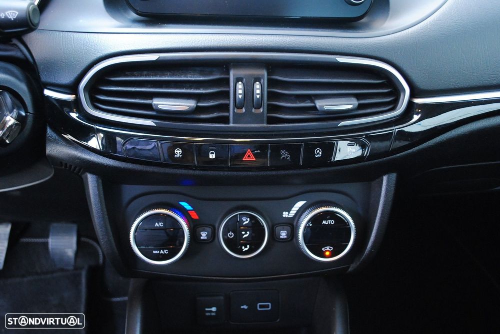 Fiat Tipo 1.3 MultiJet Life - 18