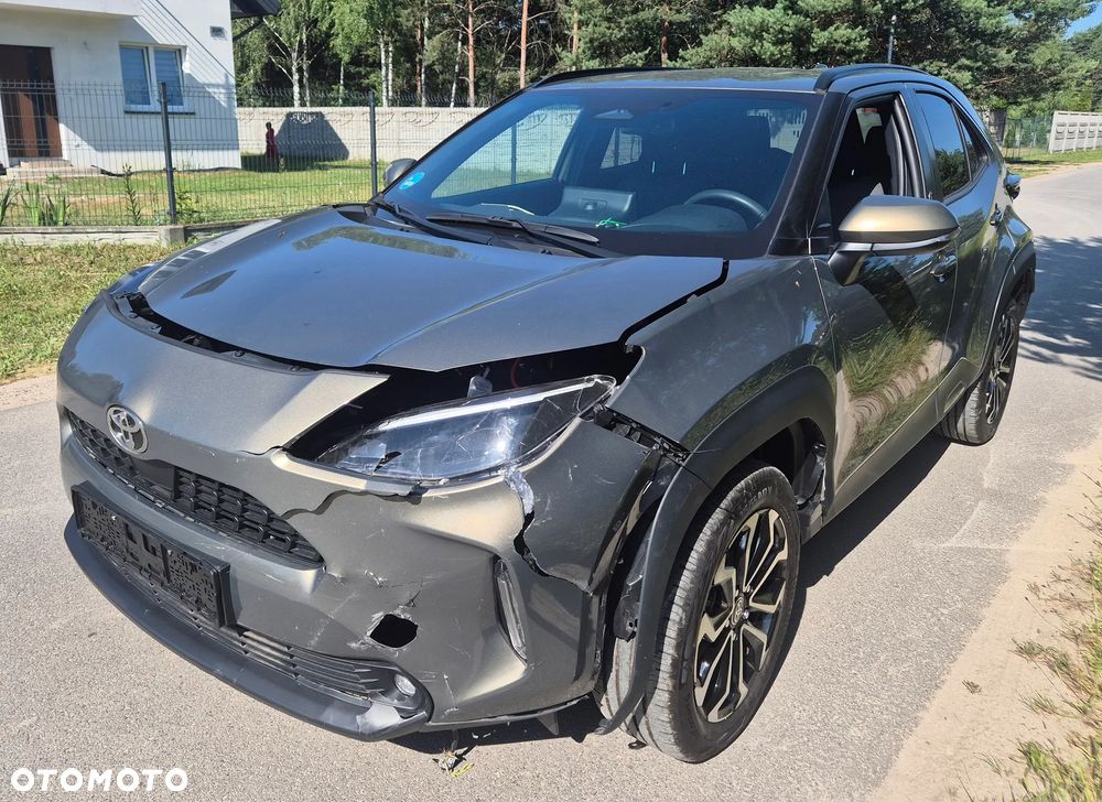Toyota Yaris Cross 130 1.5 VVT-i Team Deutschland - 1