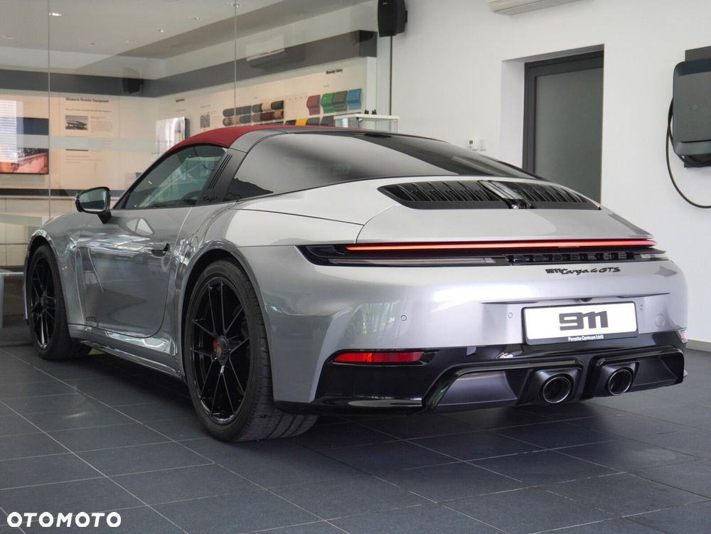 Porsche 911 Targa T-Hybrid 4 GTS - 19