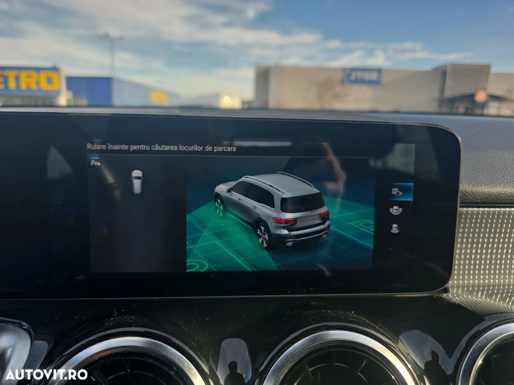 Mercedes-Benz GLB - 18