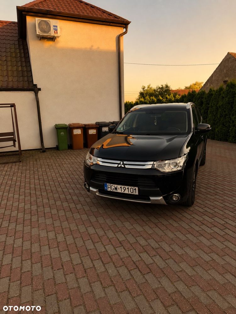 Mitsubishi Outlander 2.2 DID Intense + 4WD - 33