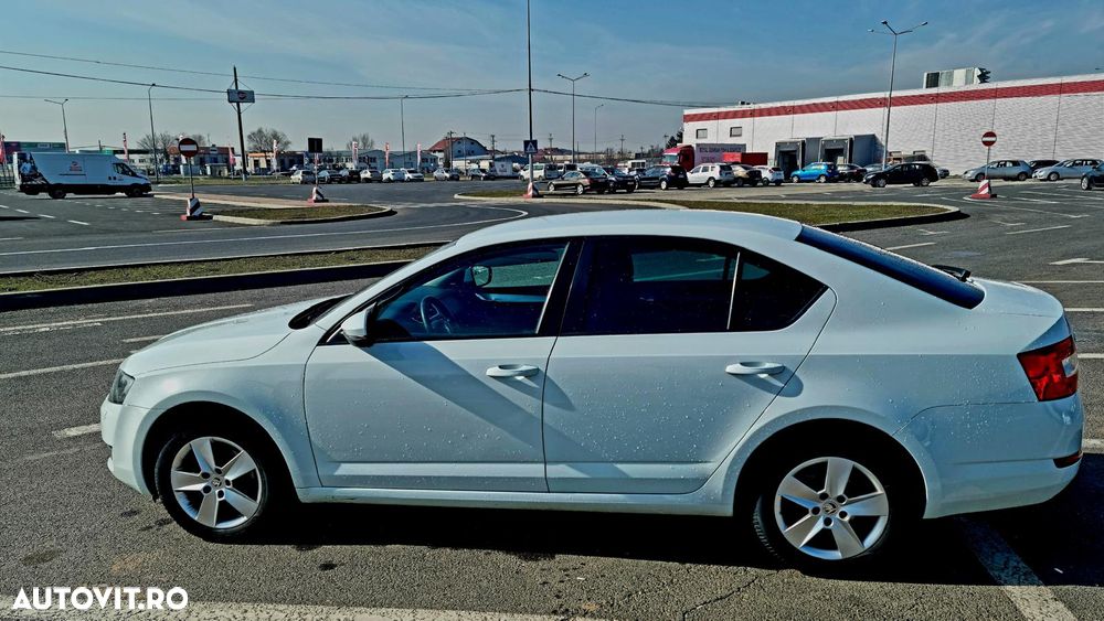 Skoda Octavia 2.0 TDI Style - 7