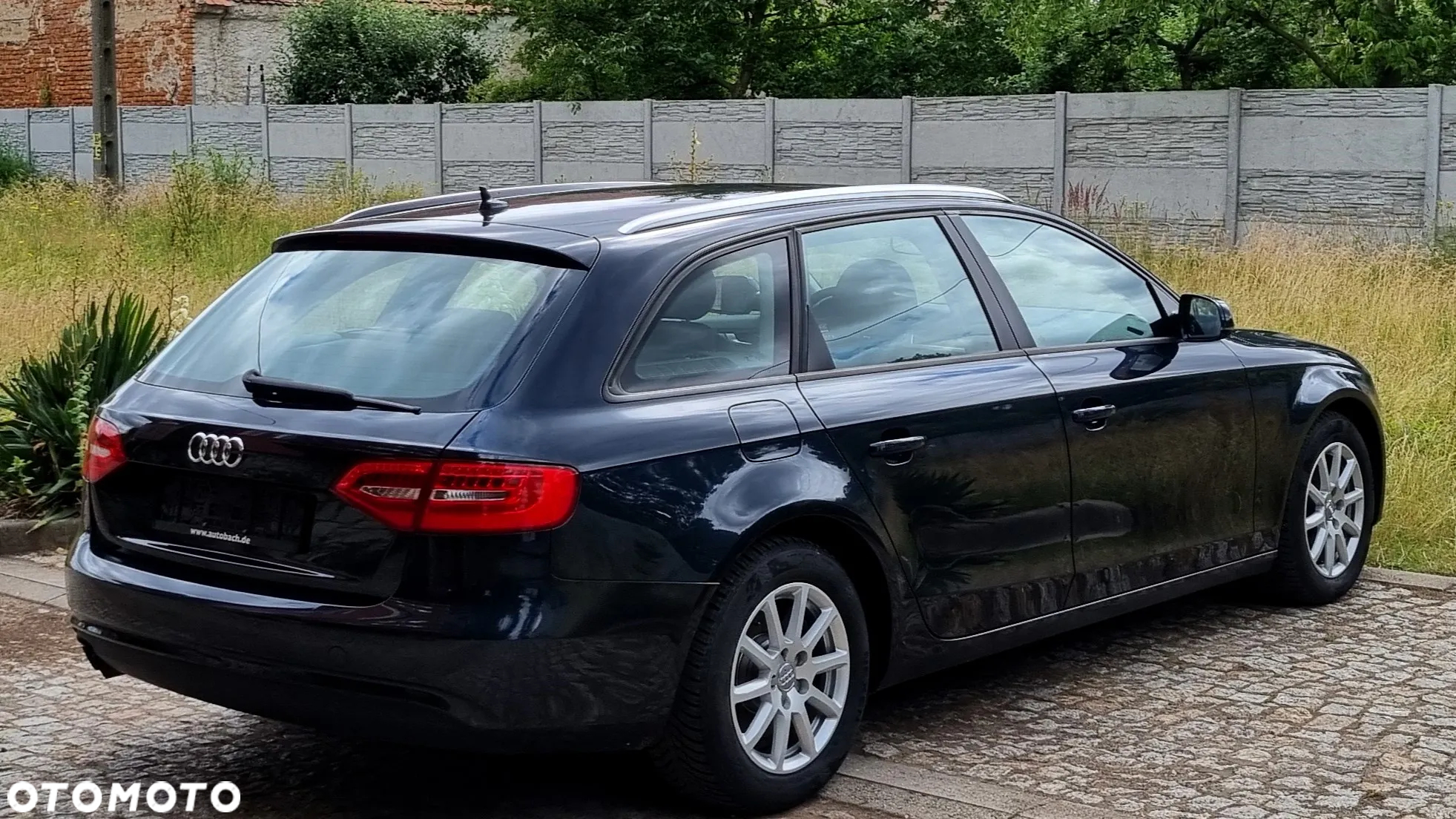 Audi A4 Avant 2.0 TDI DPF Ambiente - 17
