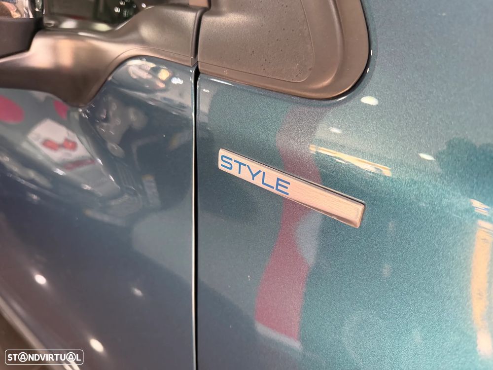 Peugeot 2008 1.2 PureTech Style - 17