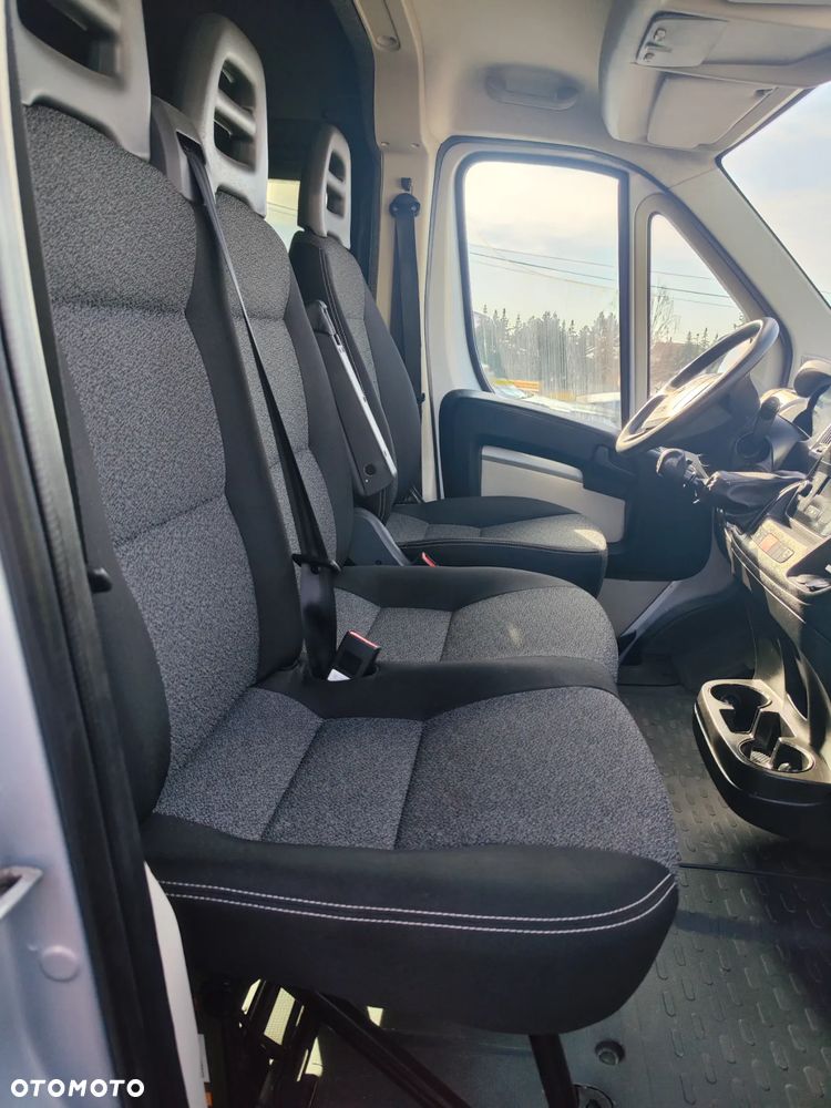 Fiat Ducato  Brygadówka 7 osób - 13