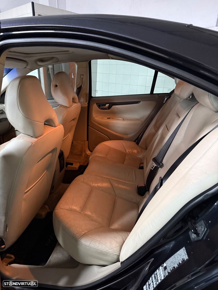 Volvo S60 2.5 T AWD - 5