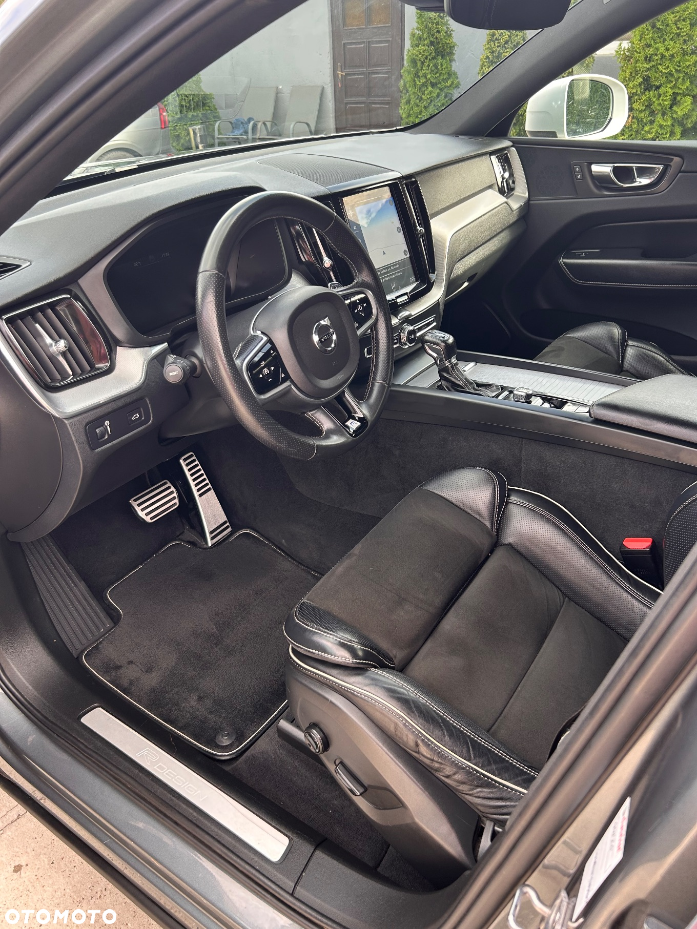 Volvo XC 60 D4 AWD R-Design - 7