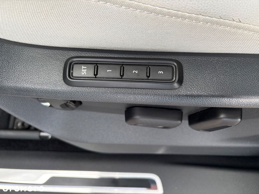 Volkswagen Tiguan Allspace 2.0 TDI 4Mot Elegance DSG - 19