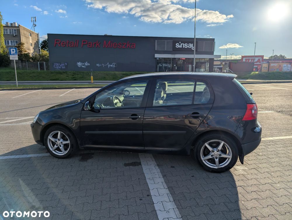 Volkswagen Golf V 1.9 TDI Trendline - 2