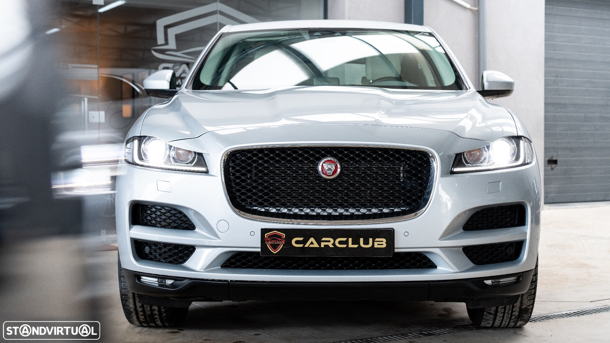 Jaguar F-Pace 2.0 i4D Pure AWD - 3