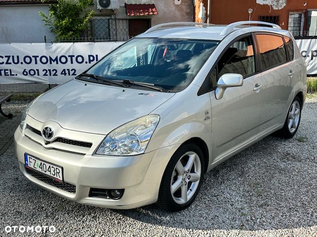 Toyota Corolla Verso 2.2 D-CAT Executive - 1