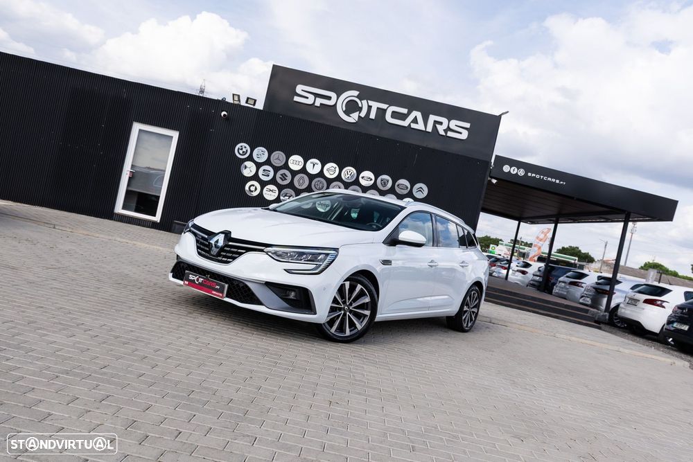 Renault Mégane Sport Tourer 1.5 Blue dCi R.S. Line — fotografia 2