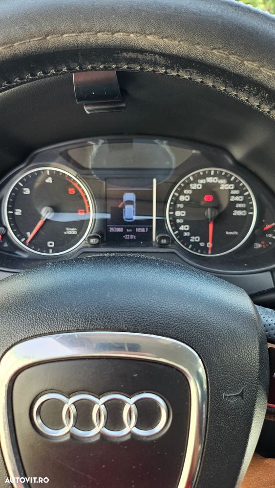 Audi Q5 2.0 TDI Quattro - 9