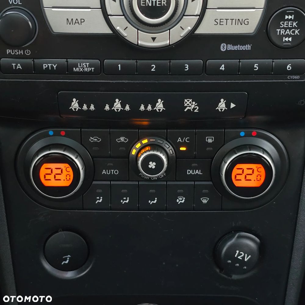 Nissan Qashqai 2.0 Tekna Premium - 24