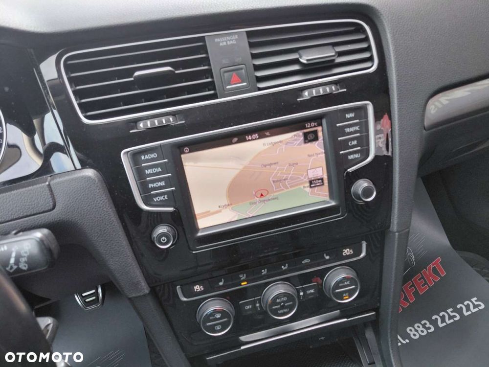 Volkswagen Golf - 21