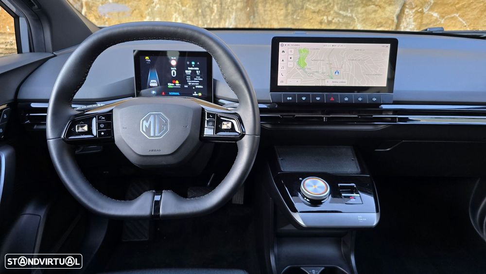 MG MG4 64 kWh Luxury - 13