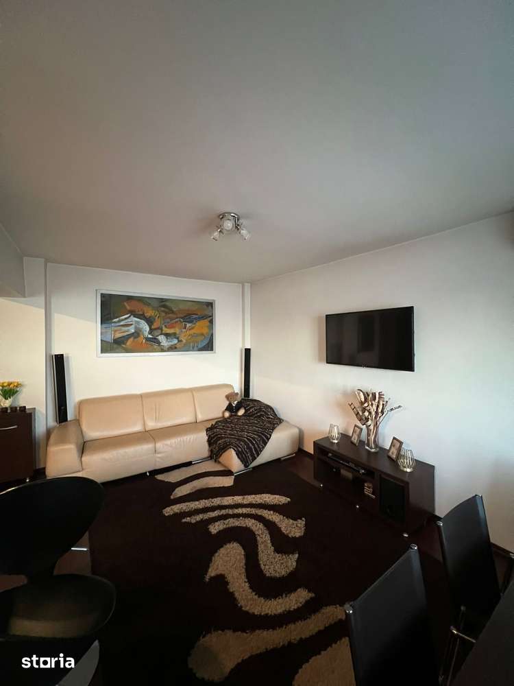 Apartament 2 camere de închiriat, ultracentral, Pitesti — fotografia 3