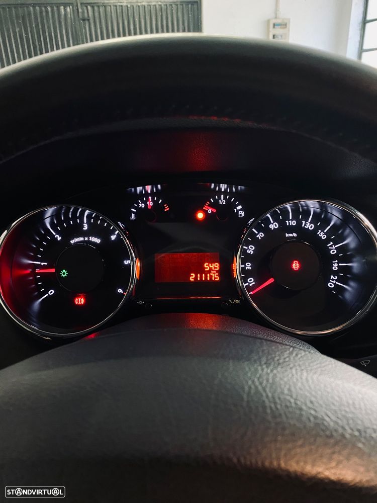 Peugeot 3008 1.6 HDi Allure - 11