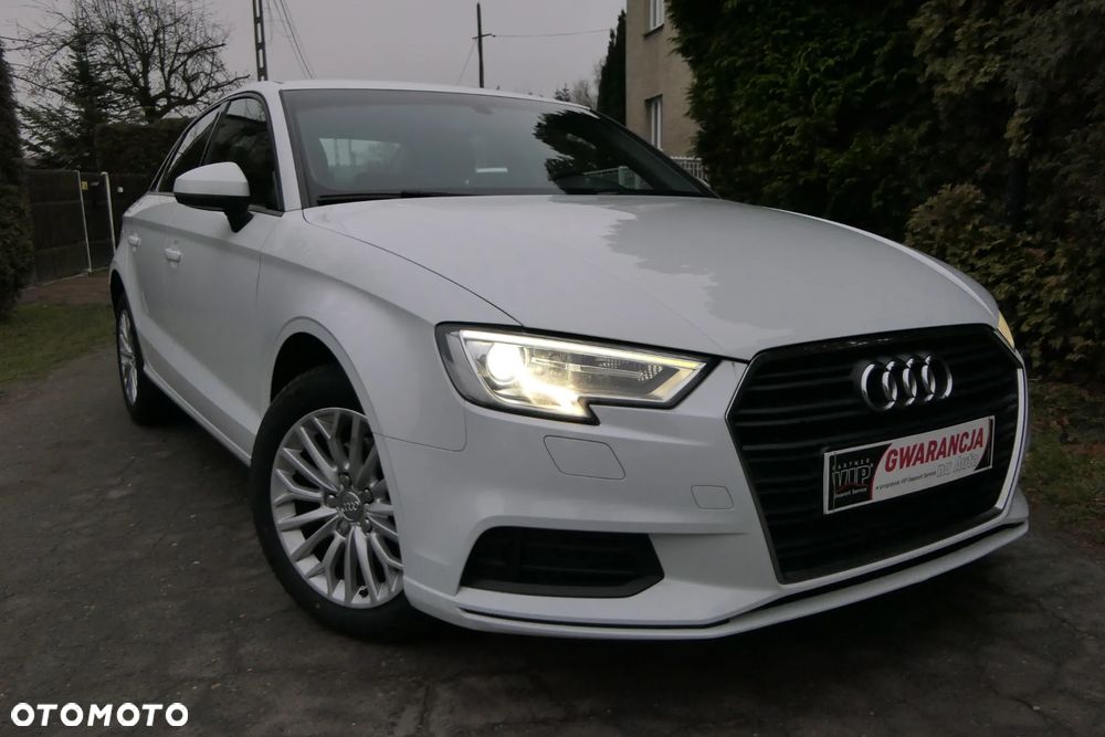 Audi A3 Limousine 1.6 TDI S tronic design - 12