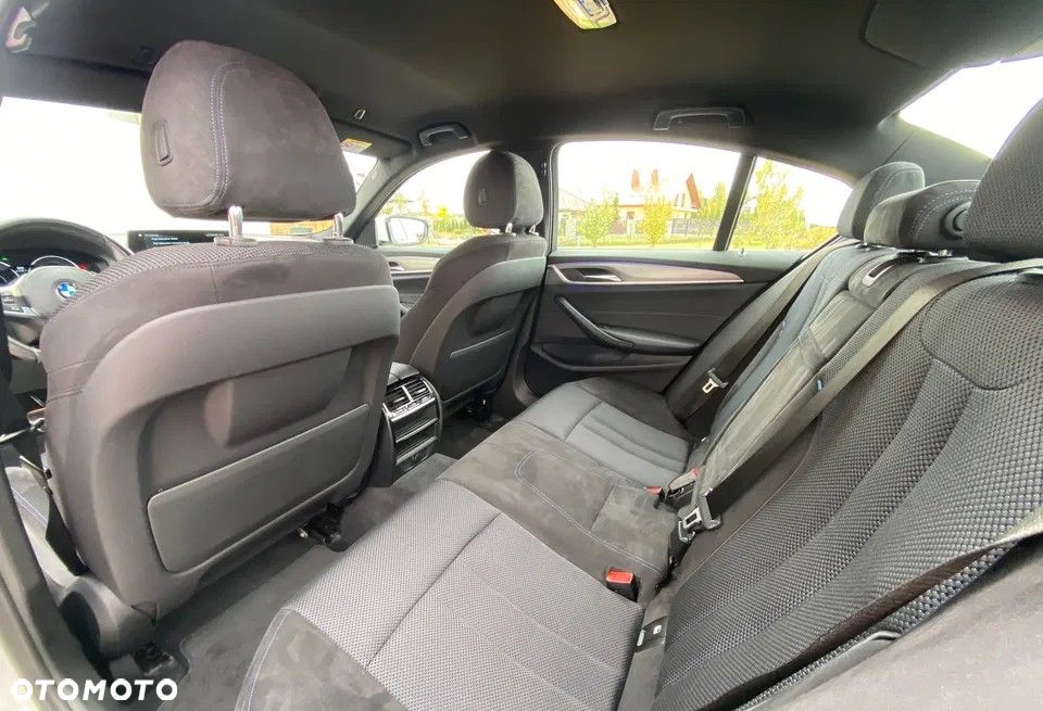BMW Seria 5 - 10
