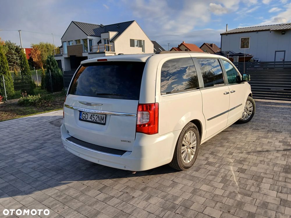 Chrysler Town & Country 3.6 Limited - 3