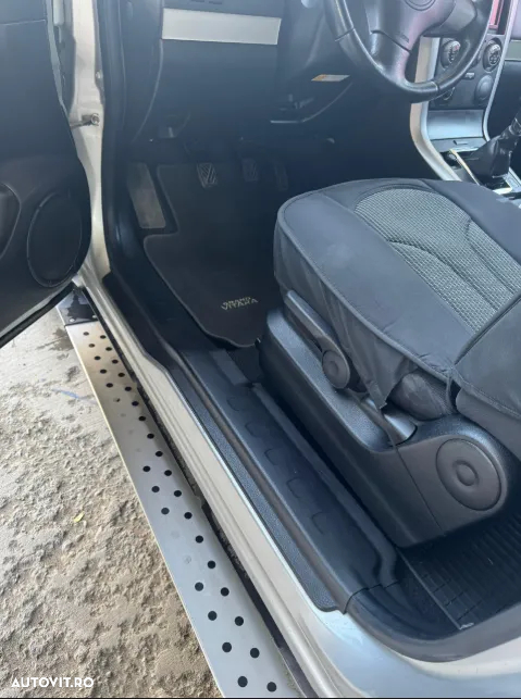 Suzuki Grand Vitara 1.9 DDiS Black&White DPF - 5